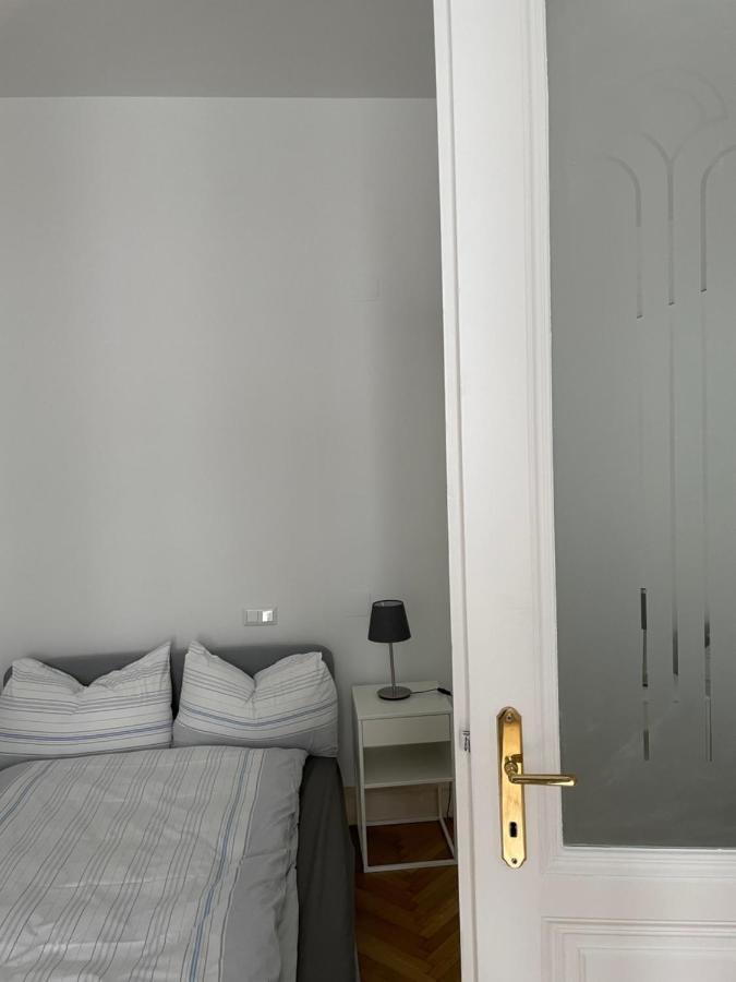 100M2 Apartment Naehe 1010 Wien Экстерьер фото