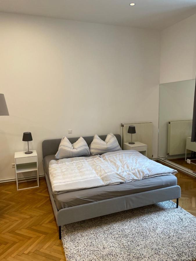 100M2 Apartment Naehe 1010 Wien Экстерьер фото