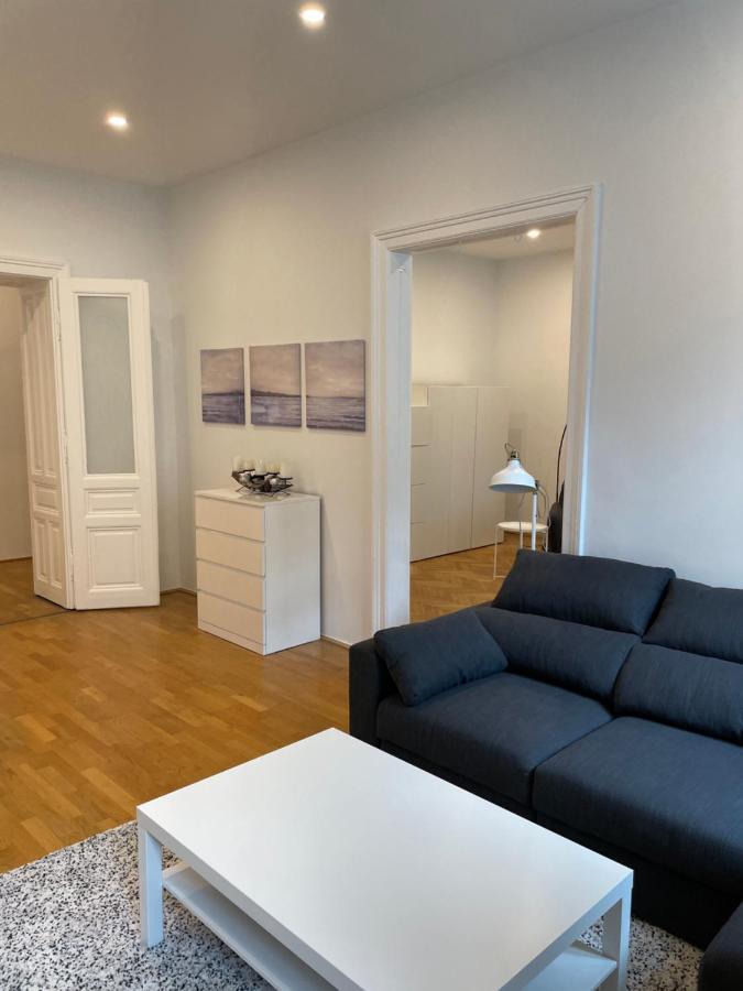 100M2 Apartment Naehe 1010 Wien Экстерьер фото